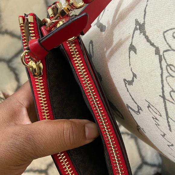 Michael Kors Signature Tab Double Zip Phone Crossbody - Picture 6 of 10